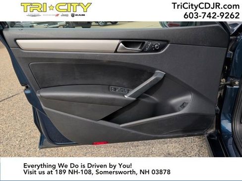 Used 2021 Volkswagen Passat 2.0T SE image 12