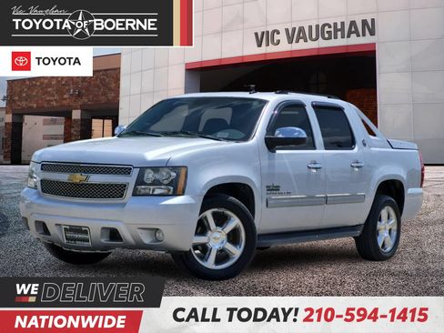 Used 2013 Chevrolet Avalanche LT w/ Texas Edition RWD image 1