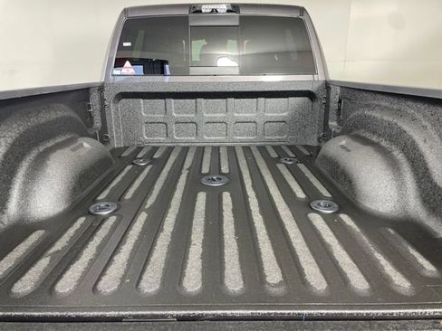 New 2026 RAM 2500 Laramie AWD/4WD image 11