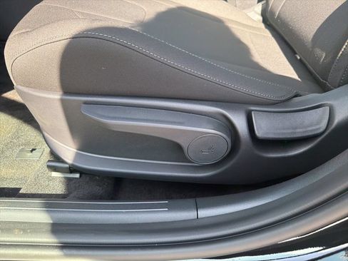 New 2026 Hyundai Elantra Sport FWD image 14