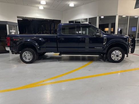 Used 2022 Ford F450 Lariat w/ Lariat Ultimate Package AWD/4WD image 9