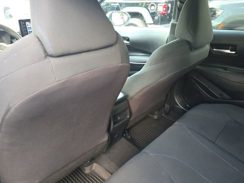 Used 2022 Toyota Corolla SE image 11