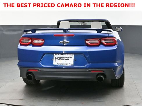 Used 2022 Chevrolet Camaro LT w/ Technology Package image 7