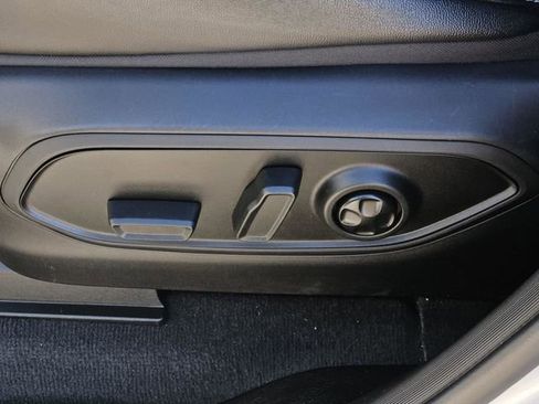 Used 2025 Jeep Grand Cherokee L Limited w/ Trailer Tow Package image 29