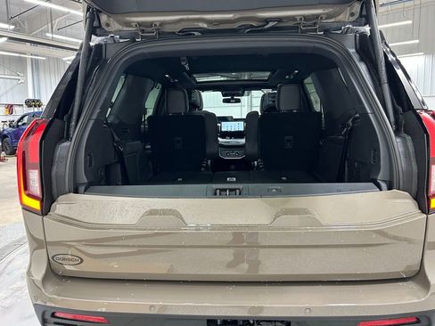 New 2026 Ford Expedition Tremor image 34