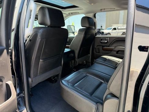 Used 2019 GMC Sierra 2500 Denali AWD/4WD image 17