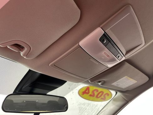 Used 2024 Nissan Altima 2.5 SV image 24