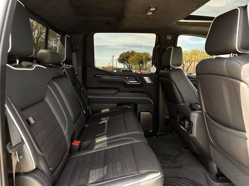 Used 2023 GMC Sierra 1500 AT4X w/ AT4X AEV Edition AWD/4WD image 33