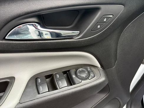 Certified 2021 Chevrolet Equinox LT image 22