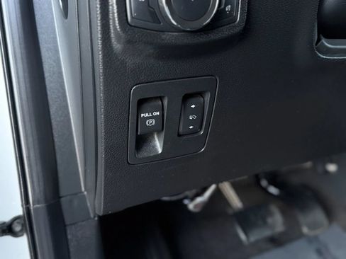 Used 2021 Ford Expedition Limited AWD/4WD image 31