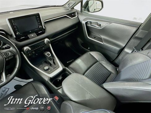 Used 2019 Toyota RAV4 XSE image 19