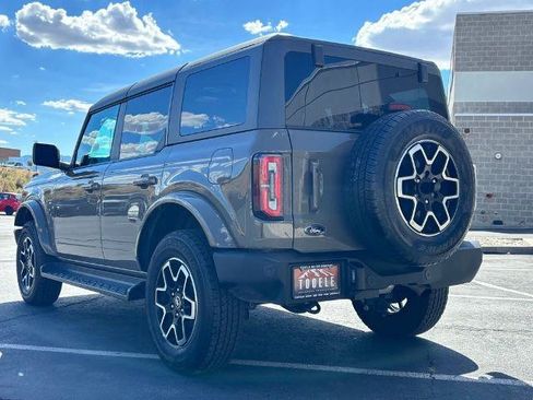 Certified 2025 Ford Bronco Outer Banks AWD/4WD image 4
