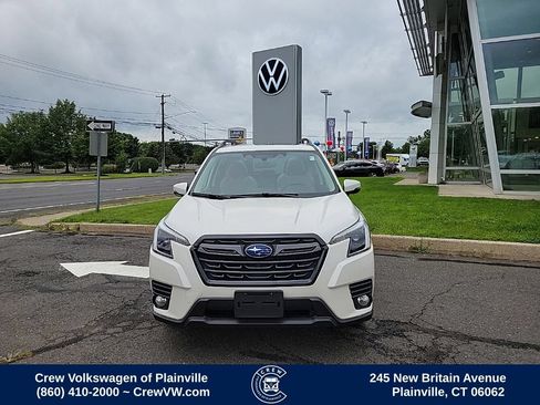 Used 2023 Subaru Forester Limited AWD/4WD image 2