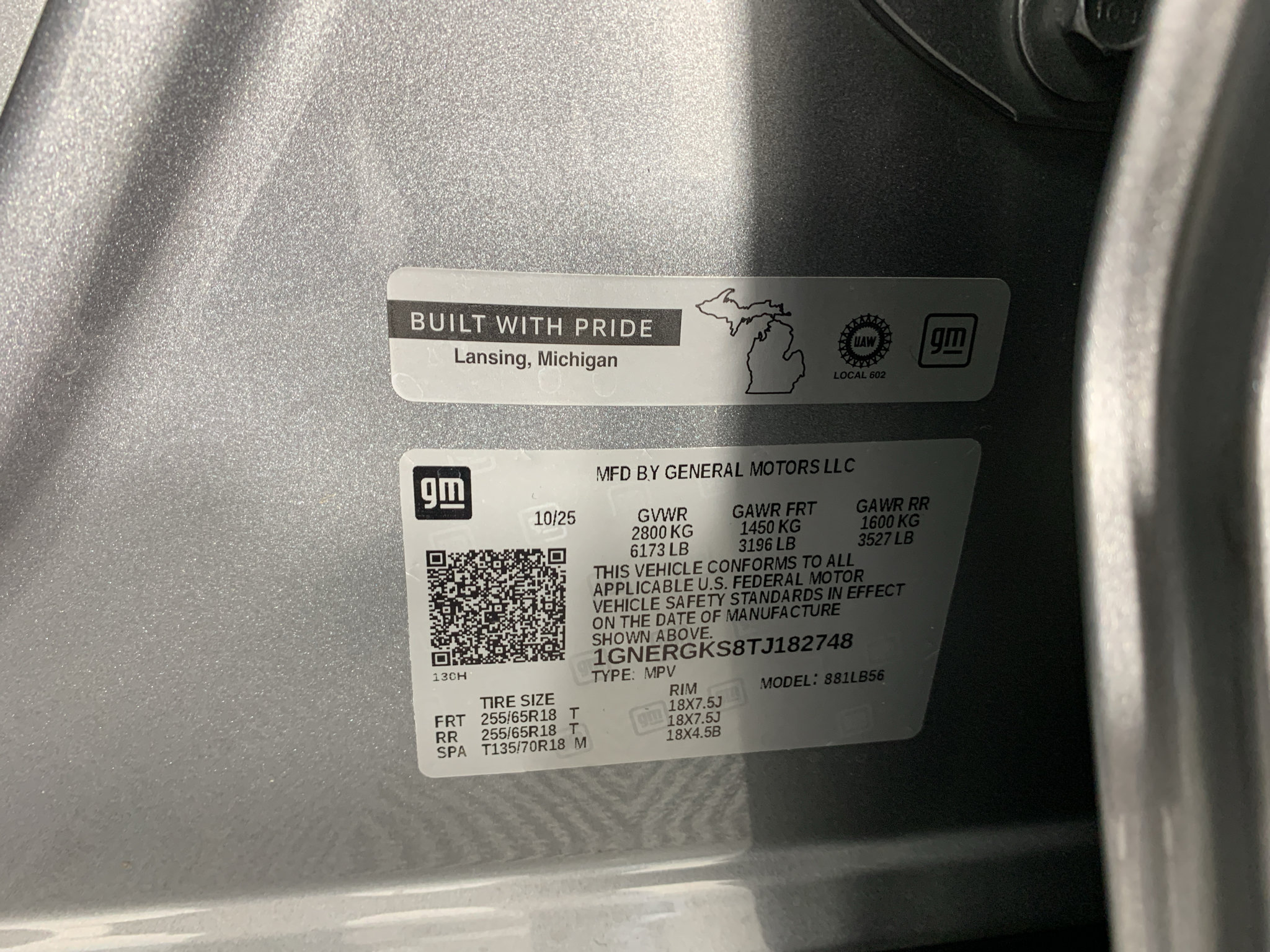 Used 2026 Chevrolet Traverse LT FWD image 12