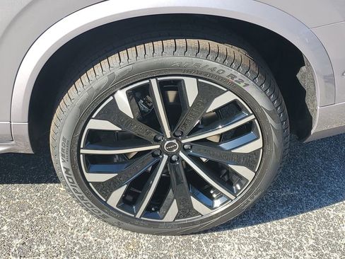 New 2026 Volvo XC90 B6 Plus w/ Protection Package Premier image 3