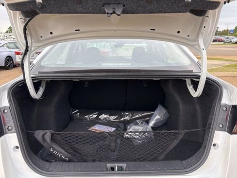 New 2025 Nissan Versa SR image 20