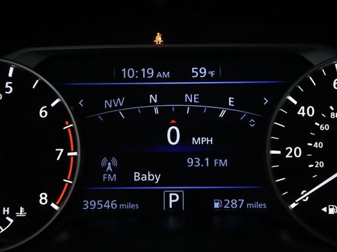 Used 2024 Nissan Altima 2.5 SR w/ SR Premium Package image 27