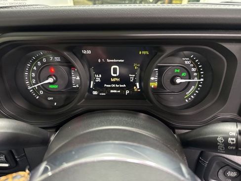 Used 2024 Jeep Wrangler High Altitude image 20