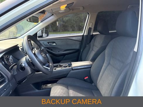 Used 2023 Nissan Rogue SV AWD/4WD image 4