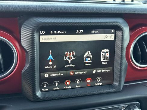 Used 2020 Jeep Gladiator Rubicon image 16