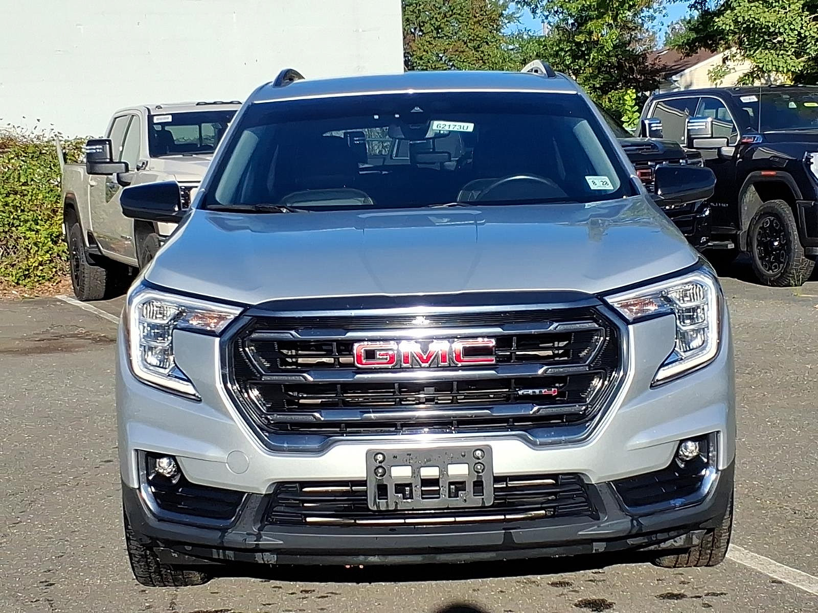 Used 2022 GMC Terrain AT4 AWD/4WD image 2