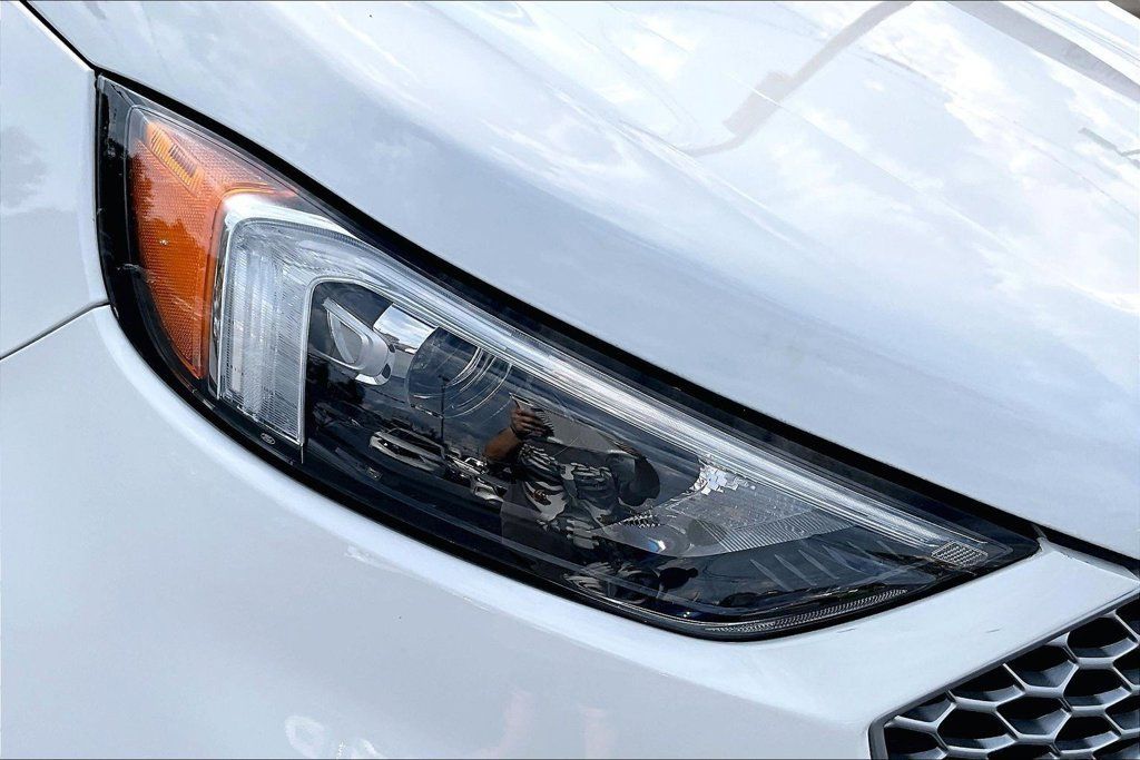 Used 2024 Ford Edge SEL AWD/4WD image 29