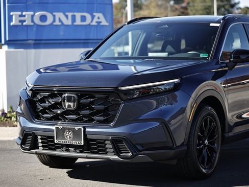 Certified 2025 Honda CR-V Sport image 2