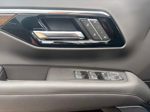 New 2026 Chevrolet Tahoe High Country AWD/4WD image 24