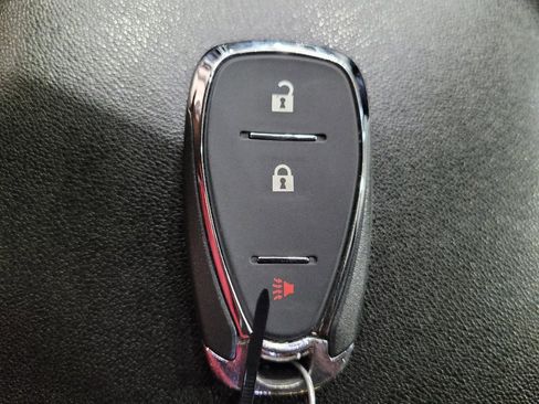 Used 2019 Chevrolet Equinox LT AWD/4WD image 32