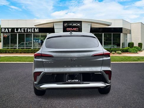 New 2026 Buick Envista Sport Touring FWD image 4