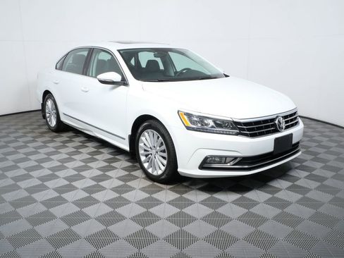 Used 2016 Volkswagen Passat 1.8T SE image 24