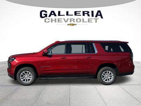 New 2026 Chevrolet Suburban LT w/ Comfort Package image 4