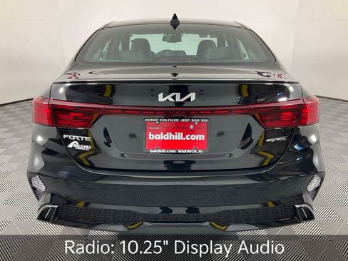 Certified 2023 Kia Forte GT-Line image 6