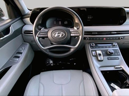 Used 2025 Hyundai Palisade SEL FWD image 6