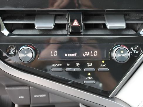 Certified 2024 Toyota Camry XLE w/ Cold Weather Package AWD/4WD image 16