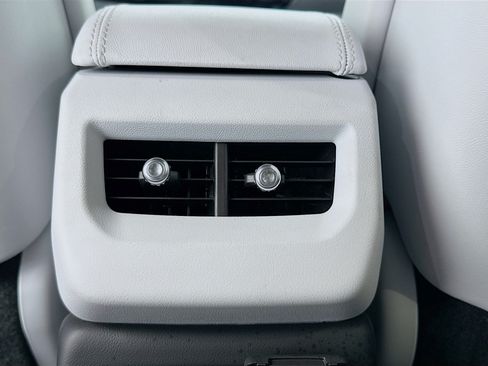 Used 2025 Cadillac Optiq Luxury 2 w/ LPO, Floor Liner Package AWD/4WD image 18