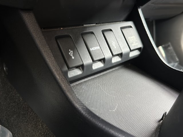 Used 2018 Honda HR-V EX-L image 35