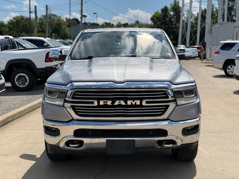Used 2020 RAM 1500 Laramie AWD/4WD image 3