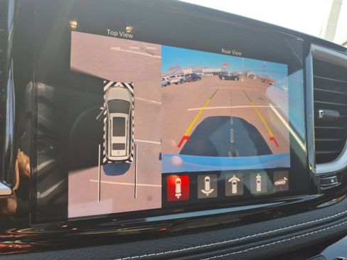 New 2026 Chrysler Pacifica Select image 15