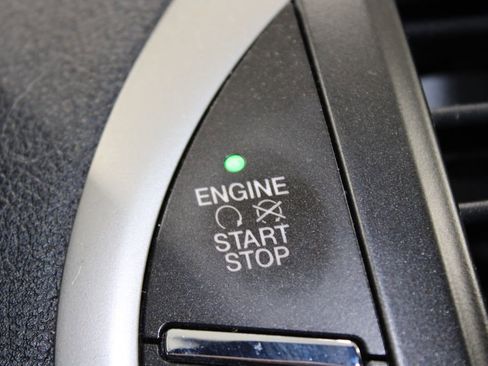 Used 2019 Lincoln MKC Select w/ Select Plus Package image 27