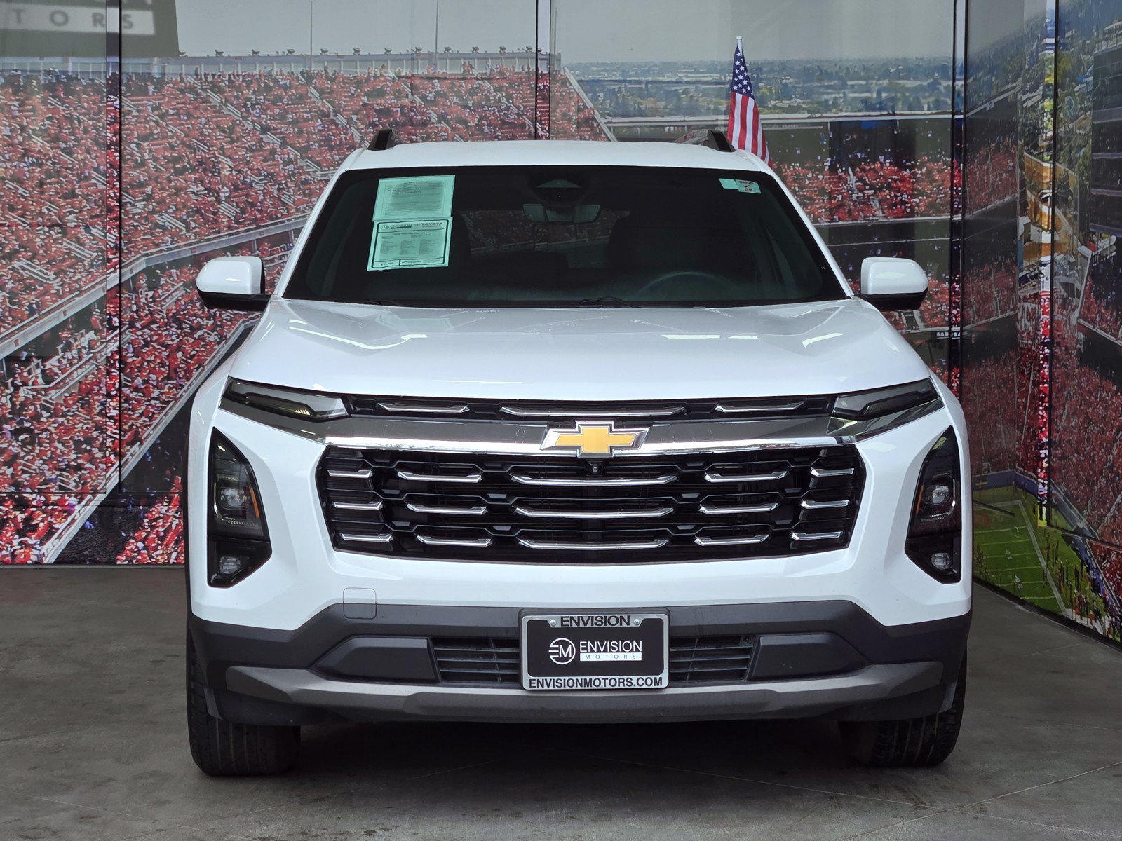 Used 2025 Chevrolet Equinox LT w/ Convenience Package II AWD/4WD image 3