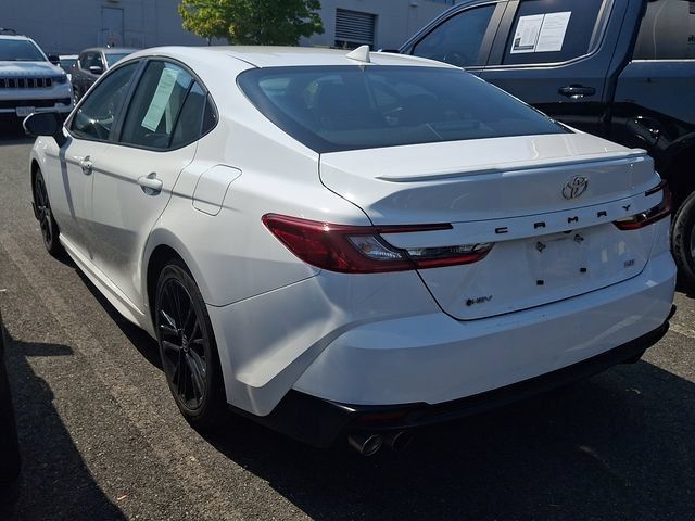 Used 2025 Toyota Camry SE FWD image 7