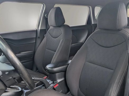 Used 2017 Kia Soul FWD image 13