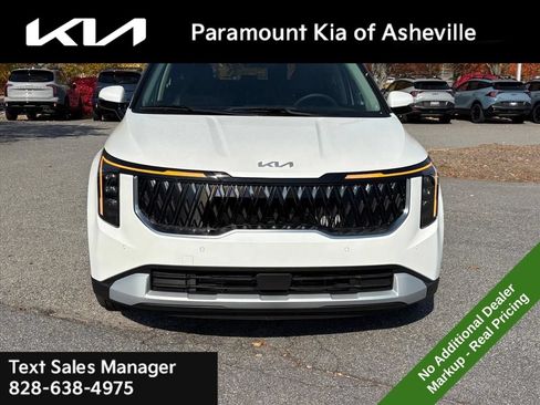 New 2026 Kia Carnival EX FWD image 2