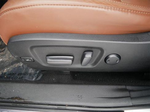 Certified 2019 Toyota Highlander Limited image 13