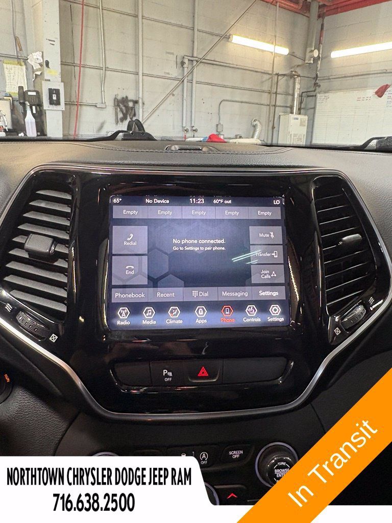 Used 2019 Jeep Cherokee Limited AWD/4WD image 13