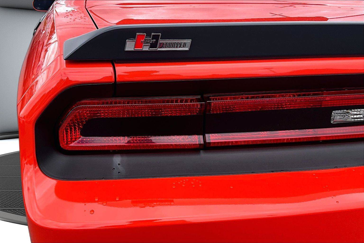 Used 2009 Dodge Challenger SRT8 w/ SRT Option Group II RWD image 23