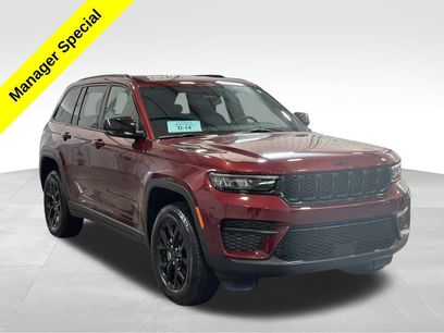 Used 2024 Jeep Grand Cherokee Altitude