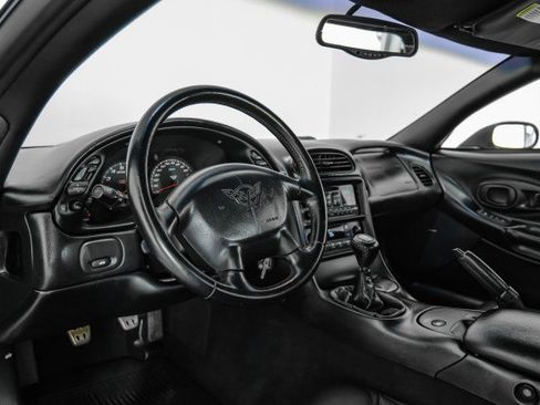 Used 2002 Chevrolet Corvette Z06 w/ Memory Pkg image 12