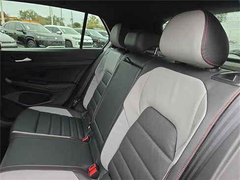 New 2026 Volkswagen GTI SE image 10